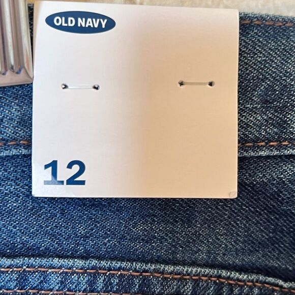 Old Navy Cut Off Denim Shorts - Picture 3 of 6